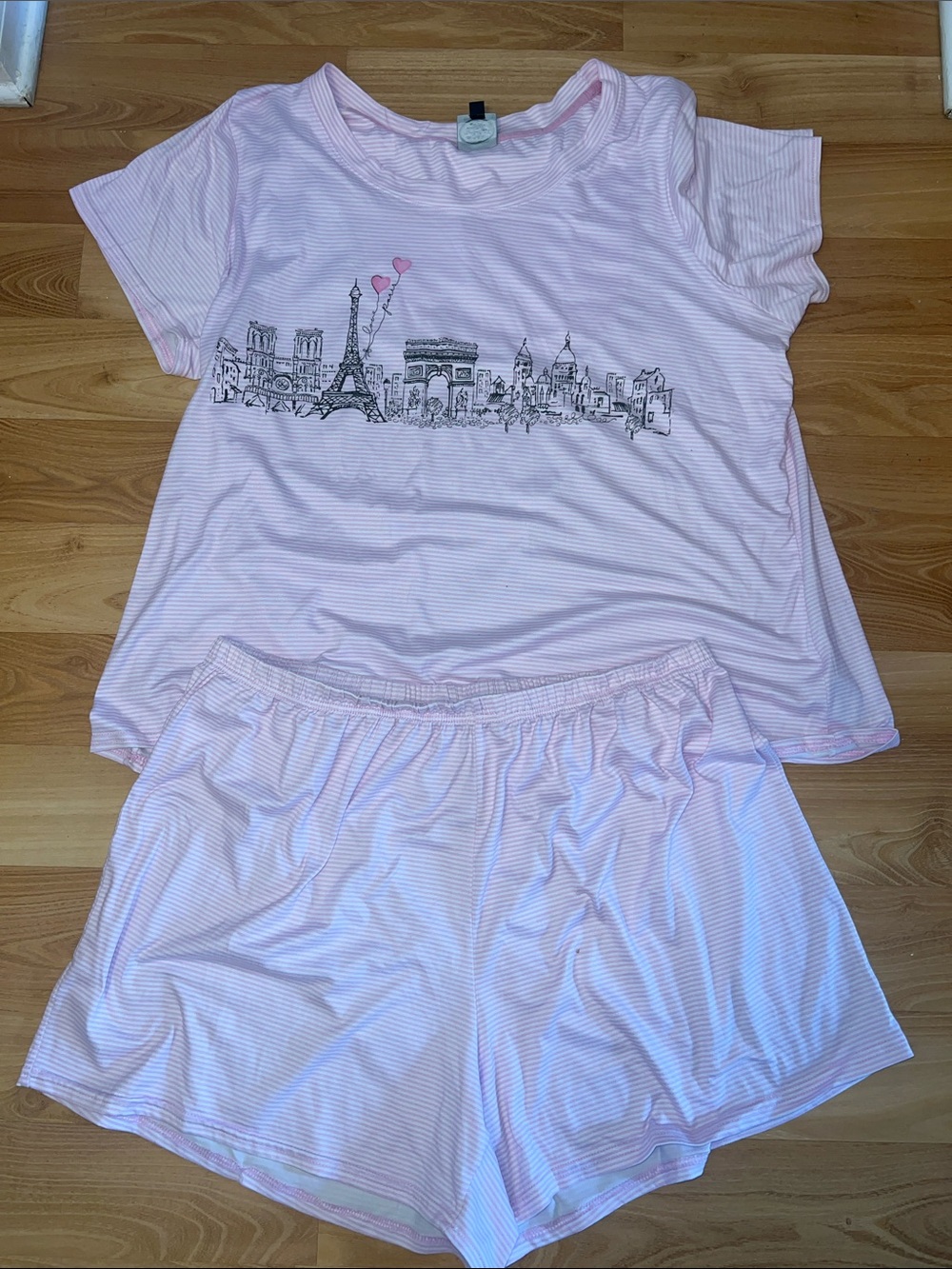 Laura Ashley Paris pink and white stripe  pajama short set. Size 1X.